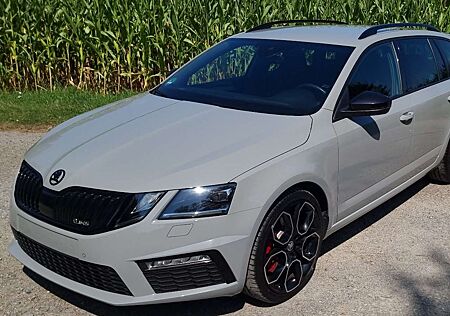 Skoda Octavia Combi 2.0 TSI DSG RS60