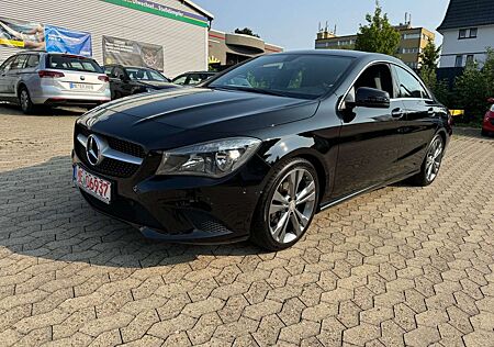 Mercedes-Benz CLA 180 Urban mit erst 77953 km !!!