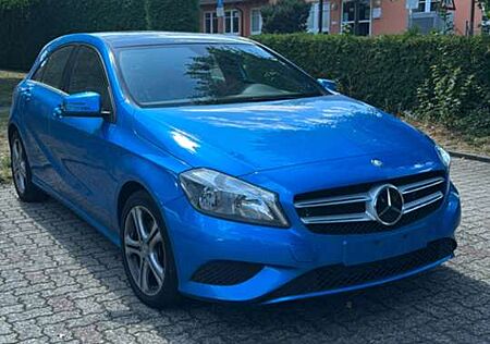 Mercedes-Benz B 200 BlueEFFICIENCY Edition 1