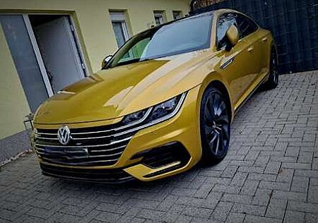VW Arteon Volkswagen R-Line 4Motion