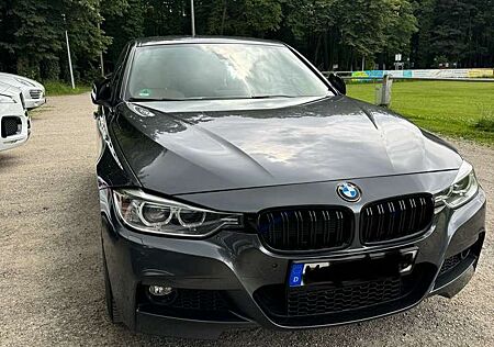 BMW 335i 335 xDrive Sport-Aut. Luxury Line