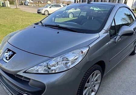 Peugeot 207 CC 120 VTi Roland Garros