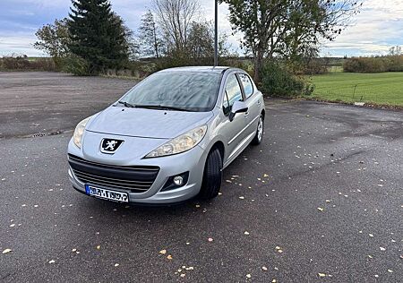 Peugeot 207 KLIMA, 120PS, 8-FACH BEREIFT, TÜV 07.2027