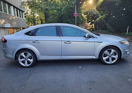 Ford Mondeo Fließheck Diesel 2.0 TDCi Aut. Titanium