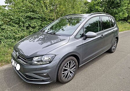 VW Golf Sportsvan Volkswagen 1.4 TSI BlueMotion Technology Allstar