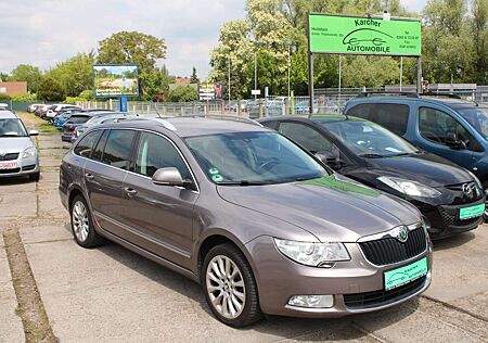Skoda Superb Elegance/HU neu/XENON/NAVI/AHK/ALCANTARA