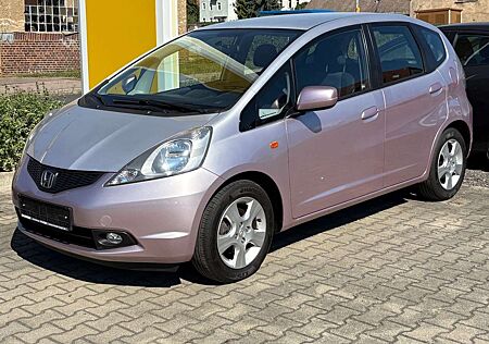 Honda Jazz 1.2 Cool Rose / stylische Farbe / Klima /