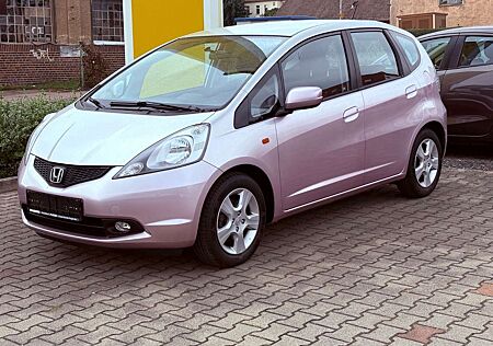 Honda Jazz 1.2 Cool Rose / stylische Farbe / Klima /