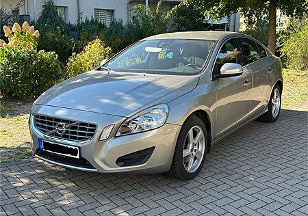 Volvo S60 Momentum