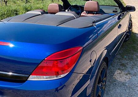 Opel Astra Twin Top 1.8 Automatik Cosmo