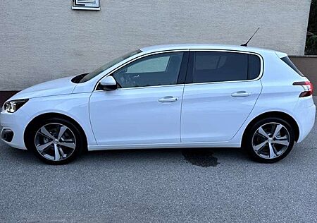 Peugeot 308 1.6 BlueHDi