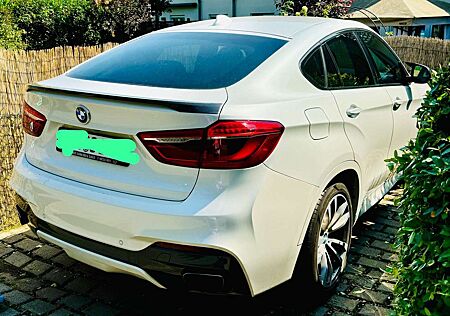 BMW X6 xDrive50i