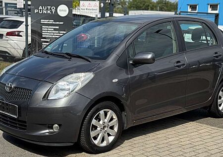 Toyota Yaris Team 1.3 Automatik 5 Türen Klima