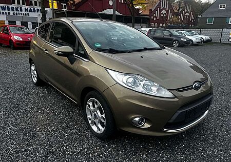Ford Fiesta gebraucht kaufen Ford Fiesta Titanium sommer u winterreifen