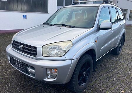 Toyota RAV 4 4x4, AHK, Scheckheft, Klima