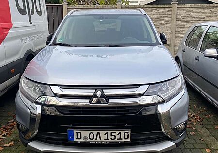 Mitsubishi Outlander 2.2 DI-D 2WD Plus