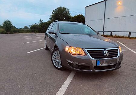 VW Passat Variant Volkswagen 2.0 TDI DPF DSG Comfortline