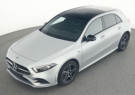 Mercedes-Benz A 250 e AMG NIGHT PANO KEYL MEMO AMBI KAM M.BEAM