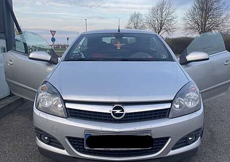 Opel Astra Twin Top 1.6 Edition