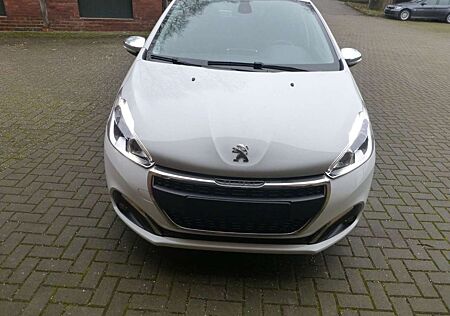 Peugeot 208 Allure