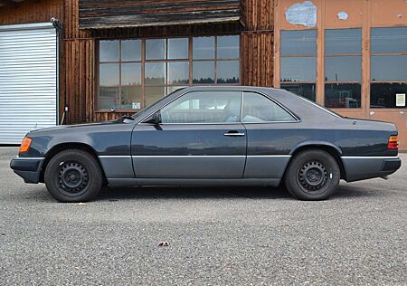 Mercedes-Benz CE 300 1989 | 300 CE Lederausstattung