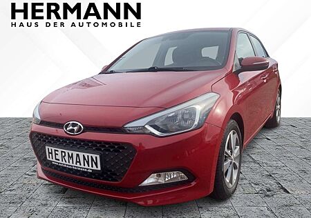 Hyundai i20 1.4 Silver YES! *Tempomat*Sitzhzg*PDC