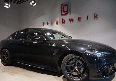 Alfa Romeo Giulia Quadrifoglio 2.9 V6 Bi-Turbo*1.Hd*unfallfrei*