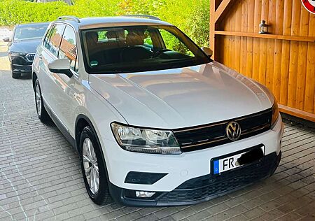 VW Tiguan Volkswagen 1.4 TSI ACT (BlueMotion Technology) DSGComf