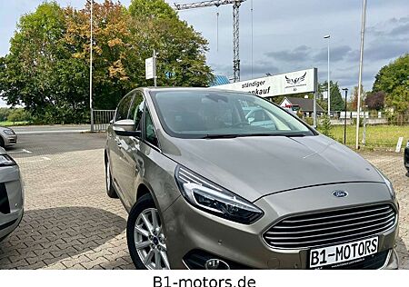 Ford S-Max Titanium*Autom*Leder**Stdhzg*Navi* LED*Cam
