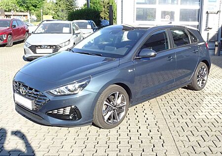 Hyundai i30 1.5 T-GDI 48V-Hybrid Trend Klima Kamera CarPlay