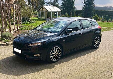 Ford Focus 1.0 EcoBoost Start-Stopp-System ST-Line