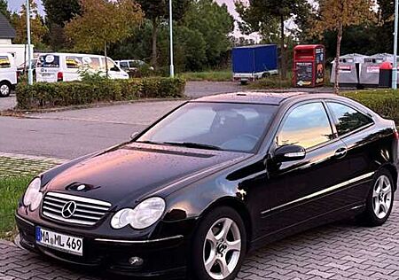 Mercedes-Benz C 180 Kompressor Sportcoupe