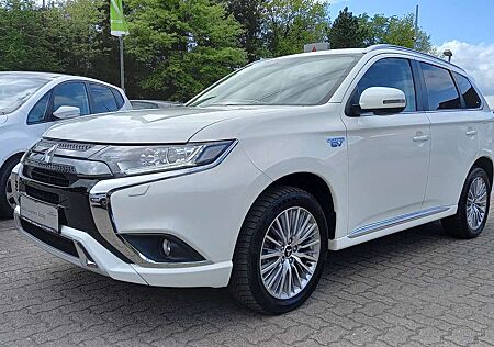 Mitsubishi Outlander PHEV Basis 4WD /Kamera/SmartLink/