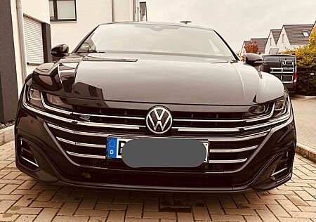 VW Arteon Volkswagen Shooting Brake 2.0 TSI OPF DSG R-Line