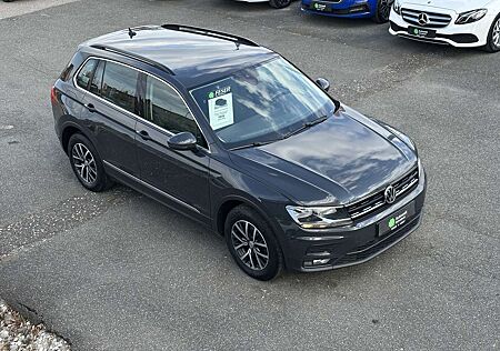 VW Tiguan Volkswagen Comfortline 2.0 TDI 4MOTION AHK SHZ PDC