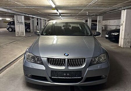 BMW 320i 320