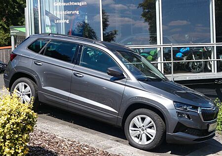 Skoda Karoq Selection, Navi, RF Kamera, AHK, LED