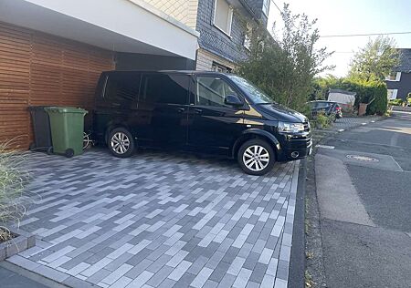 VW T5 Multivan Volkswagen Highline 2 schiebetüren AHK Xenon 7 sitzer