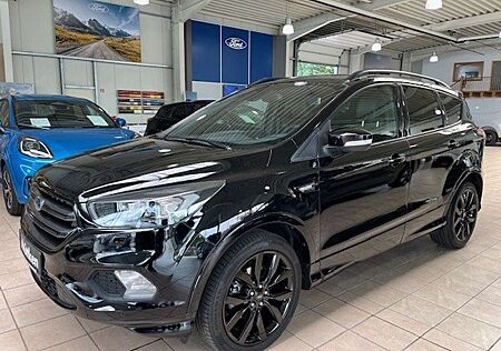Ford Kuga 1.5 EcoBoost ST-Line AHK, PANO, ALU 19", WiPa, XEN