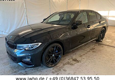 BMW 330 e M Sport Laser HeadUp DrivingAssProf 19"+++
