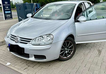 VW Golf Volkswagen 1.6 Automatik Comfortline