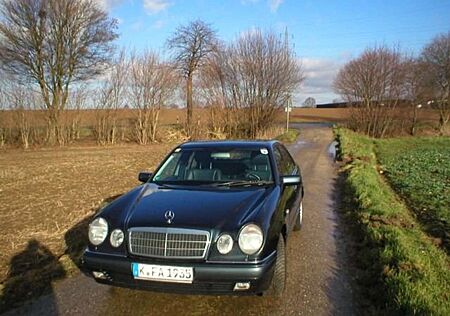 Mercedes-Benz E 280 Elegance