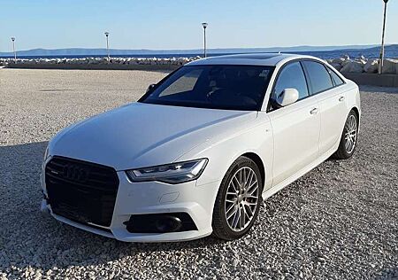 Audi A6 3.0 TDI quattro 320 PS S-Line Standheizung