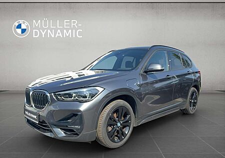 BMW X1 xDrive25e SPORT LINE LED PANO HARMAN KARDON AHK