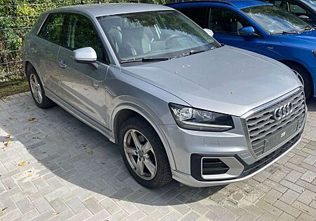 Audi Q2 30 TDI sport Klima
