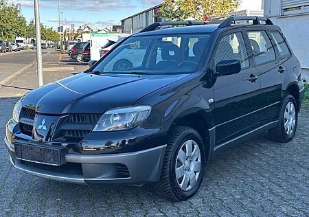 Mitsubishi Outlander 2.0 Invite*KLIMA*GAS/BENZIN*ALLRAD*TOP