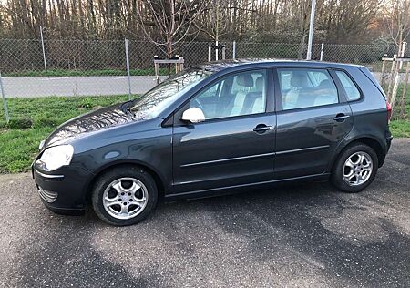 VW Polo Volkswagen BlueMotion 1.4 TDI