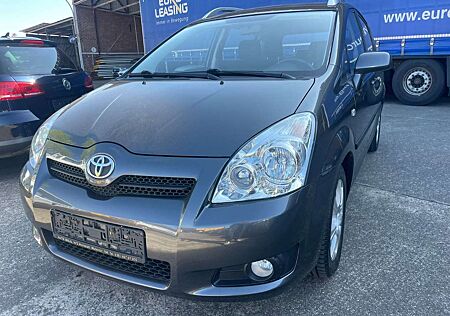 Toyota Corolla Verso 1.6/KLIMA/AHK/8xRÄDER