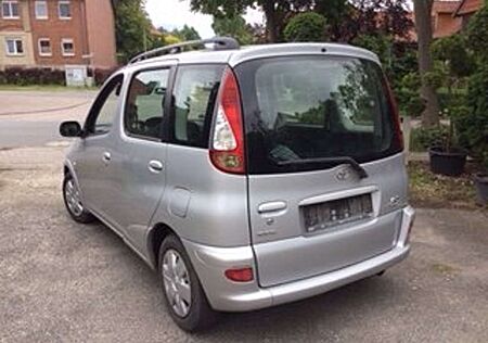 Toyota Yaris Verso Verso 1.3