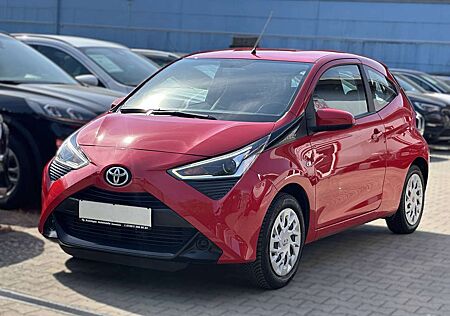 Toyota Aygo x-play*Klima*Tempomat*Iso-Fix*sehr sparsam